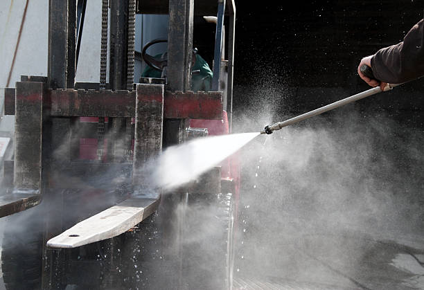 Best Patio and Deck Pressure Washing  in Karnes City, TX
